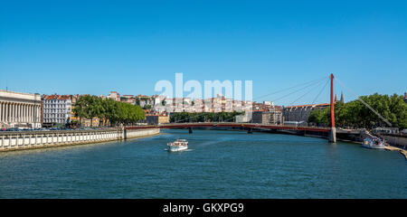 Lyon. Brücke des Palais de Justice und Viertel Croix Rousse. Rhône-Alpes. Frankreich. Europa Stockfoto