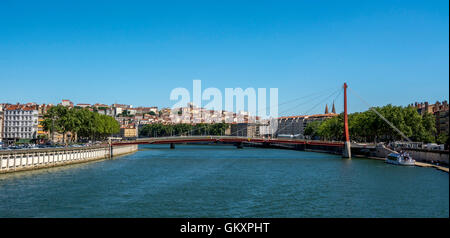 Lyon. Brücke des Palais de Justice und Viertel Croix Rousse. Rhône-Alpes. Frankreich. Europa Stockfoto