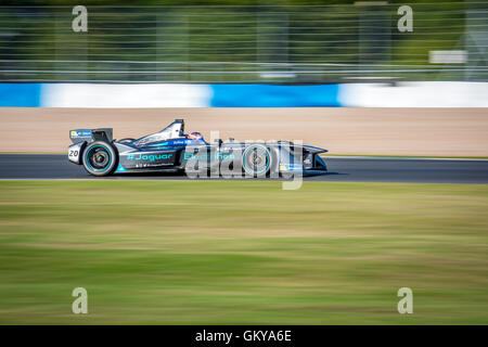 Donington Park, UK. 24. August 2016. Jaguar Racing Formel E Testing Day in Donnington Park Raceway 2016 Credit: David Holbrook/Alamy Live News Stockfoto