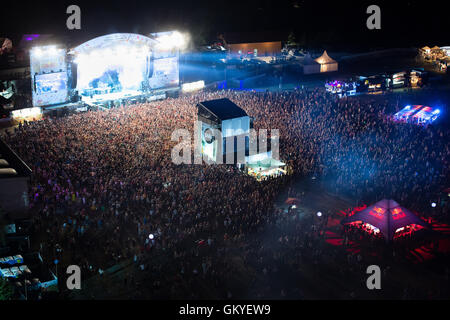 Uebersee, Deutschland. 24. August 2016. US-Metal-band Limp Bizkit Auftritt beim Chiemsee Summer Festival in Uebersee, Deutschland, 24. August 2016. Das Festival findet vom 24.-27. August 2016. Foto: MATTHIAS BALK/DPA/Alamy Live-Nachrichten Stockfoto