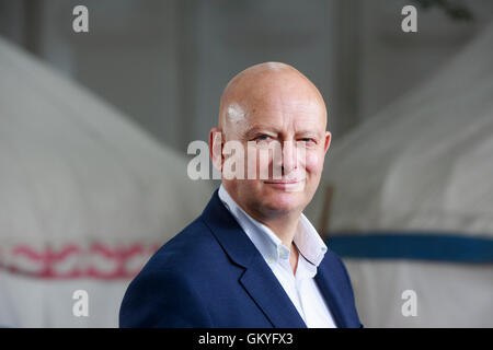 Edinburgh, UK. 25. August 2016. Edinburgh International Book Festival 13. Tag. Edinburgh International Book Festival findet statt in Charlotte Square Gardens. Edinburgh. Abgebildete Richard Wilson. Pako Mera/Alamy Live-Nachrichten Stockfoto