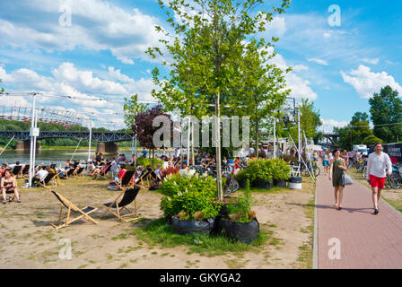 Vistula am Flussufer, Bulwar Bohdana Grzymaly-Siedleckiego, Warschau, Polen Stockfoto