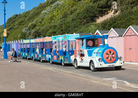 Landtrain Reisen entlang der Promenade in Bournemouth im August Stockfoto