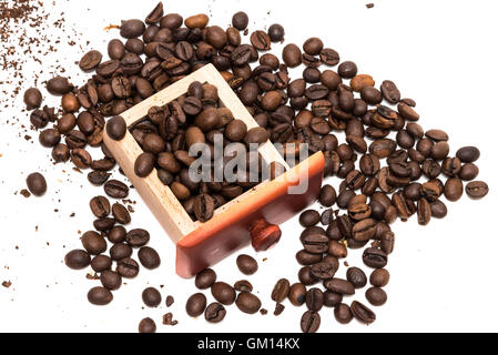 Vintage Kaffeemühle isoliert auf weißem Hintergrund Stockfoto