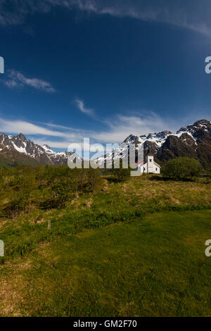 Sildpollnes Kirche auf der Sildpollneset Halbinsel, Lofoten Inseln, Norwegen. Stockfoto