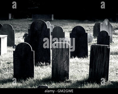 Grabsteine im Alten Friedhof Stockfoto