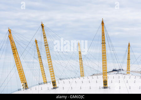 Detail des Daches von der O2-Arena auf der Greenwich Halbinsel. Stockfoto