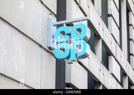 Bank Coop Filiale Zeichen, London Stockfoto