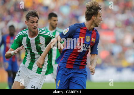 Barcelona, Katalonien, Spanien. 20. August 2016. FC Barcelona Mittelfeldspieler I. RAKITIC in Aktion gegen Real Betis in der Liga BBVA Stockfoto