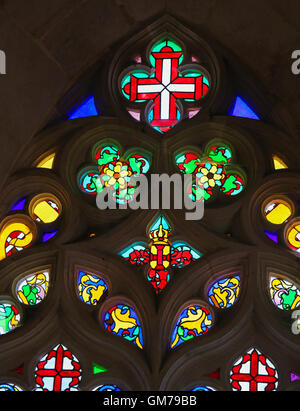 BATALHA, PORTUGAL - 24. Juli 2016: Glasfenster im Kloster von Batalha in Portugal. Stockfoto