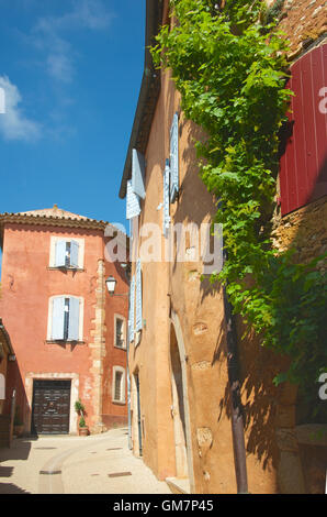 Bergdorf Roussillon Luberon Provence Frankreich Stockfoto