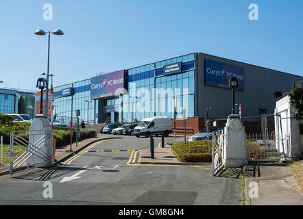 Außenseite des Currys-PC-Welt-Megastore auf der Great West Road, London, UK Stockfoto