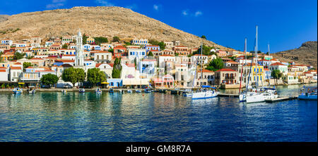 Pictorisl authentische griechische Inseln - Chalki, Dodekanes Stockfoto