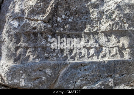 Yazilikkaya, Hittite-Schriften, die in den Fels gehauen Stockfoto