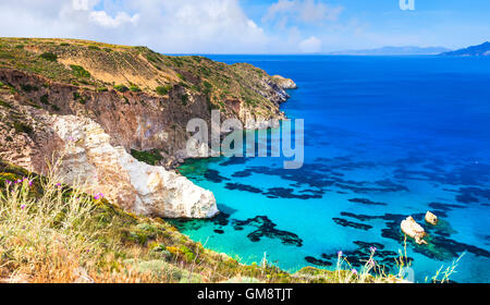 wilde Strände der griechischen Inseln - Milos, Cyclades Stockfoto