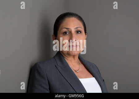 Delores Canales, anti-Solitarty Entbindung Aktivistin posiert für Porträt-Sitzung am 23. März 2016 in Los Angeles, Kalifornien. Stockfoto