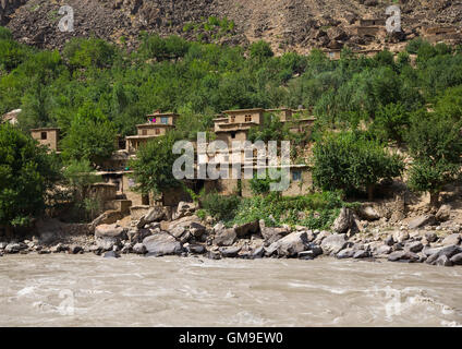 Adobe-Häusern in einem kleinen Dorf, Badakhshan Provinz Darmadar, Afghanistan Stockfoto