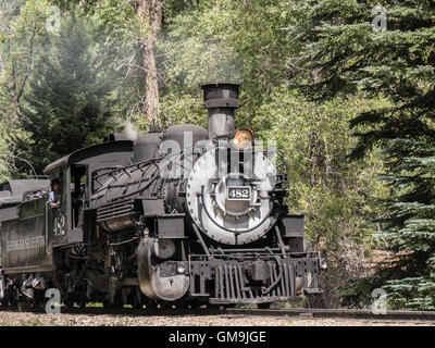 Motor 482 nahenden Needleton, Durango und Silverton Narrow Gauge Railroad, Weminuche Wilderness Area, San Juan nationale Fore Stockfoto