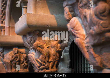 Hauptstädte in das Kloster von San Juan De La Peña. Romanische Kunst, XI Jahrhundert Stockfoto