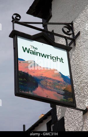 Wainwright Pub Schild, Keswick; Lake District; England; UK Stockfoto