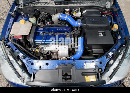 Ford Focus RS Mk1 Motorraum, Hochleistungs-heiße Luke-Auto Stockfoto
