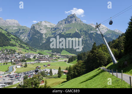 Engelberg, Schweiz - 8. august 2016: die Seilbahn über Engelberg in den Schweizer Alpen Stockfoto