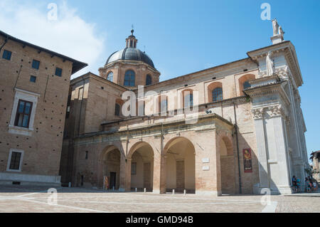 Kathedrale in Urbino, Reisen in Italien Stockfoto