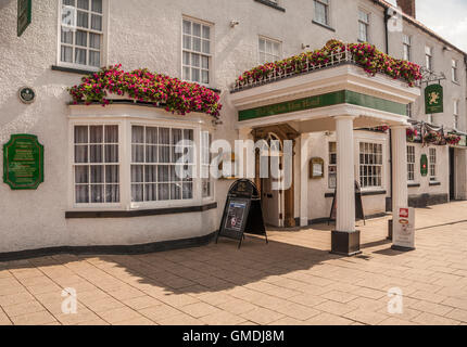 Das Golden Lion Hotel in der High Street, Northallerton, North Yorkshire Stockfoto