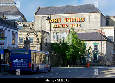 John Smiths Brauerei Gebäude in Tadcaster, North Yorkshire, England UK Stockfoto