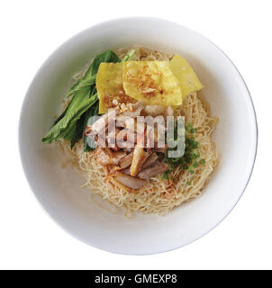 Eiernudeln mit Krabben. Schneidepfad (Di Schnitt um Objekt) für die Arbeit. Stockfoto