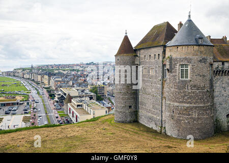 Blick auf die Burg und Stadt Dieppe, Normandie, Frankreich Stockfoto