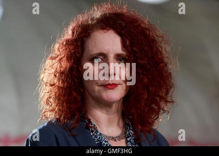 Edinburgh, UK. 25. August 2016. Edinburgh International Book Festival 13. Tag. Edinburgh International Book Festival findet statt in Charlotte Square Gardens. Edinburgh. Abgebildete Maggie O'Farrell. Pako Mera/Alamy Live-Nachrichten Stockfoto