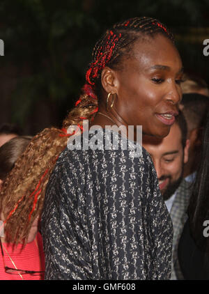 New York, New York, USA. 25. August 2016. Ein Blick auf die Frisur von Tennisspielerin VENUS WILLIAMS beim virtuellen Tennisturnier statt im Lotte New York Palace. Bildnachweis: Nancy Kaszerman/ZUMA Draht/Alamy Live-Nachrichten Stockfoto