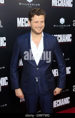 Hollywood, Kalifornien. 22. August 2016. Dennis Gansel besucht die Premiere von Summit Entertainment "Mechaniker: Auferstehung" am ArcLight Hollywood am 22. August 2016 in Hollywood, Kalifornien. | Verwendung Weltweit © Dpa/Alamy Live-Nachrichten Stockfoto