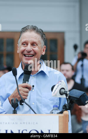 Concord, New Hampshire, USA. 25. August 2016. Libertäre Präsidentschaftskandidaten Gary Johnson spricht bei seiner ersten New Hampshire-Kampagne-Rallye. © Andrew Cline/Alamy Live-Nachrichten Stockfoto