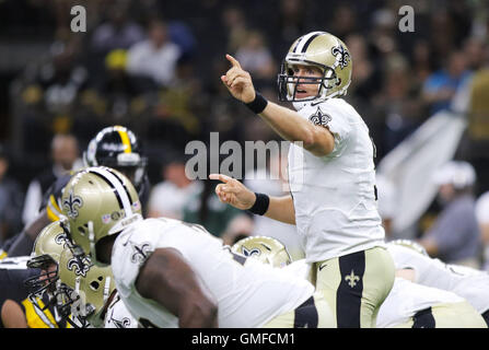 New Orleans, LOUISIANA, USA. 25. August 2016. New Orleans Saints quarterback Drew Brees während des Spiels gegen die Pittsburgh Steelers in einem Preseason-Spiel an der Mercedes-Benz Superdome in New Orleans, Louisiana am 26. August 2016 © Dan Anderson/ZUMA Draht/Alamy Live News Stockfoto