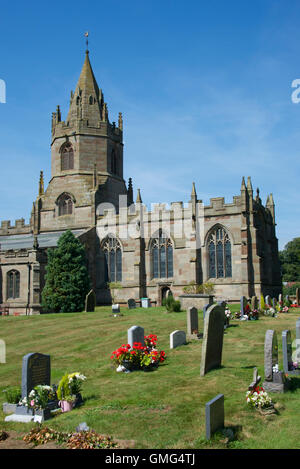 Außenansicht des Tong Kirche, Shropshire, England Stockfoto