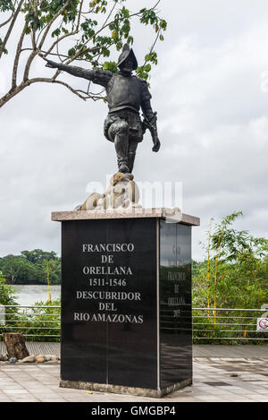 Bronzestatue von Francisco de Orellana, der spanische Entdecker von Rio Napo. Coca, Ecuador. Stockfoto