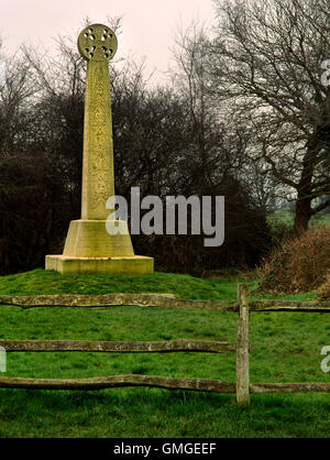 Denkmal errichtet 1884 Marken traditionellen Ort des ersten Treffens in AD597 zwischen christlichen Missionar Sankt Augustin & heidnischen sächsischen König Ethelbert überqueren. Stockfoto