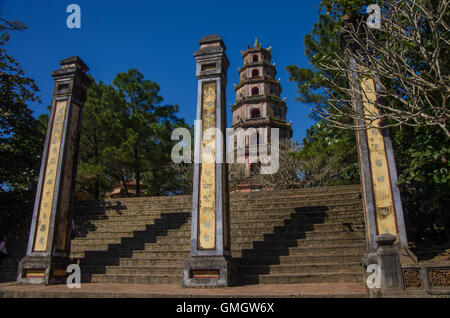 Hue, Vietnam-5 Januar 2015: Thien Mu Pagode. UNESCO-Weltkulturerbe. Stockfoto