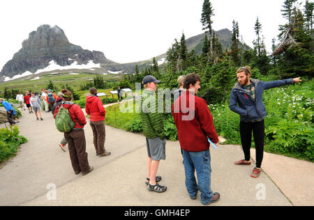 9. August 2016 gelten - Glacier National Park, Montana, Vereinigte Staaten von Amerika - Wanderer im Glacier Nationalpark in Montana. Stockfoto