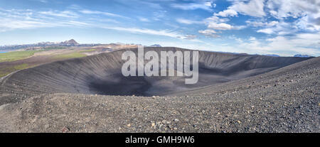 Hverfjall - 1 km Durchmesser Krater des Vulkan im Norden von Island in Myvatn-Gebiet Stockfoto