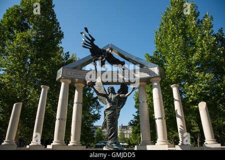 Denkmal für die Opfer der Nazi-Besetzung von Ungarn, Platz der Freiheit, Budapest Stockfoto