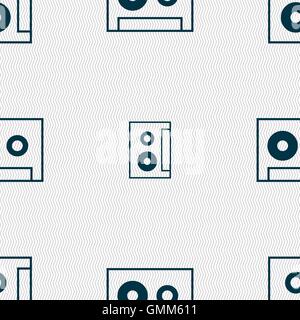 Kassette-Schild-Symbol. Audiokassette Symbol. Nahtlose abstrakten Hintergrund mit geometrischen Formen. Vektor Stock Vektor