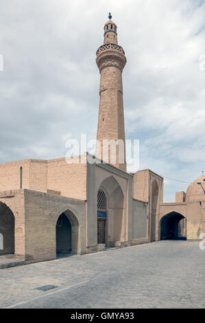 Masjid-e Jameh, eine der ersten Moscheen errichtet im Iran, im 10. und 11. Jahrhundert, in Na'in, Iran gebaut. Die Jāmeh-Moschee von Nā 'īn ist der grand, Gemeinde Moschee Nā' īn Stadt in Isfahān Provinz vom Iran. Obwohl die Moschee eines der ältesten ist im Iran, es ist noch in Gebrauch und ist geschützt durch Irans kulturelles Erbe-Organisation. Stockfoto