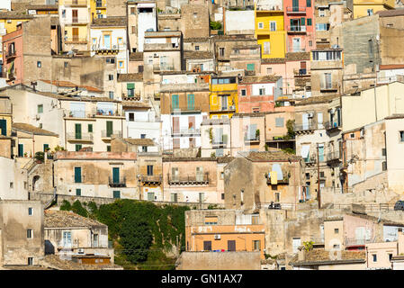 Detaillierte Ansicht der alten Stadt von Ragusa Ibla in Sizilien Stockfoto