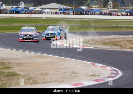 MELBOURNE, WINTON/Australien, 22. Mai 2016: Virgin Australia Supercars Meisterschaft - Craig Lowndes (Team Vortex) Rennen 1 Stockfoto