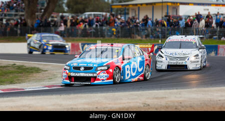 MELBOURNE, WINTON/Australien, 22. Mai 2016: Virgin Australia Supercars Meisterschaft-Jason Bright (Team BOC) während der Rennen 10 Stockfoto