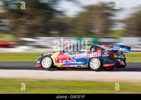 MELBOURNE, WINTON/Australien, 22. Mai 2016: Rennen 11 der Vigin Australien Supercars Meisterschaft Winton Raceway. Stockfoto