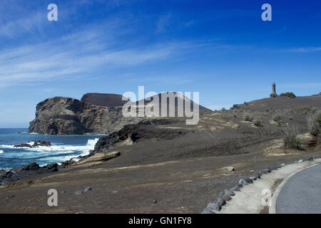 Ponta Dos Capelhinos Vulkan, Faial, Azoren. Vulkanlandschaft auf der portugiesischen Insel Faial auf den Azoren Stockfoto